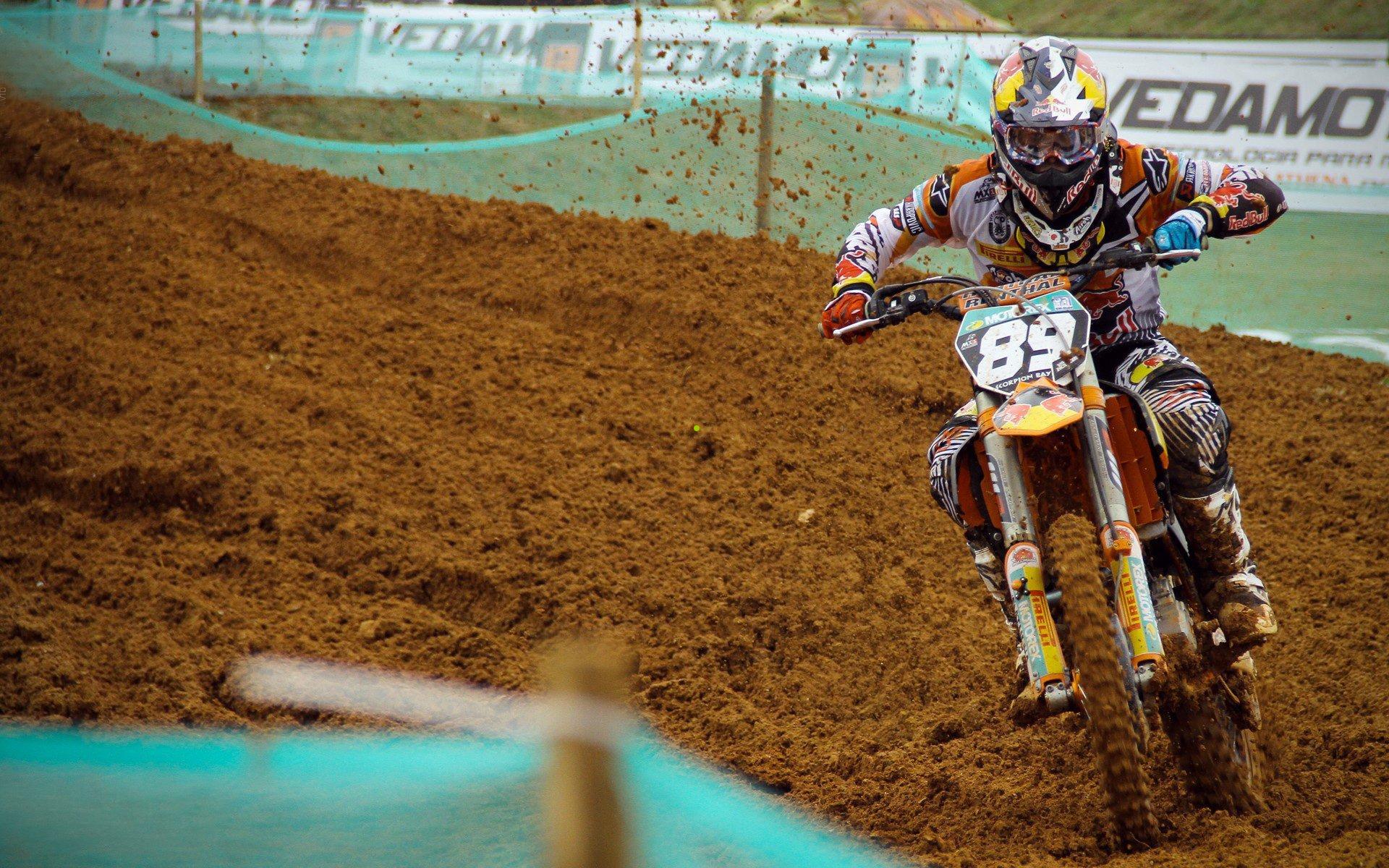 德转发布西班牙U21身价最高阵容，亚马尔高居榜首，巴萨四员皇马两将跻身名单